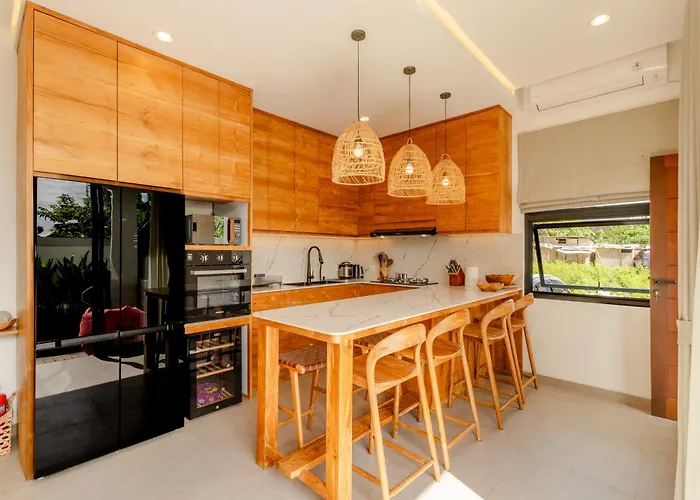 Marylise 3br With Private Pool In Villa *