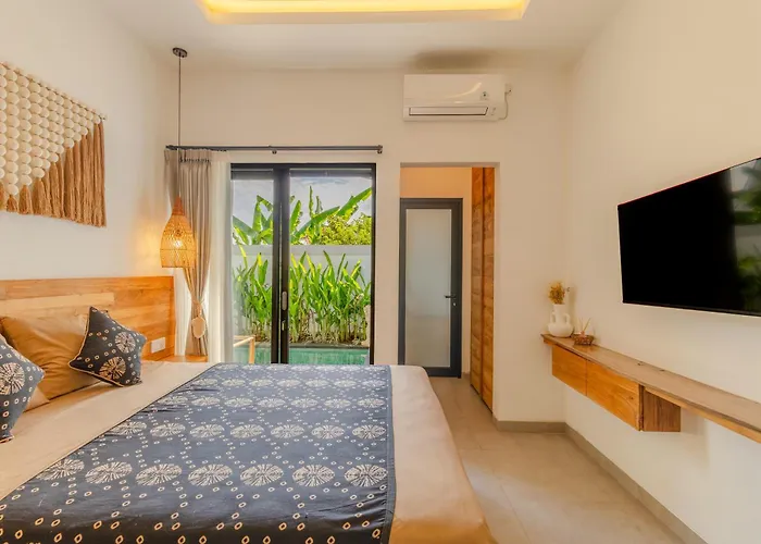 Marylise 3br With Private Pool In