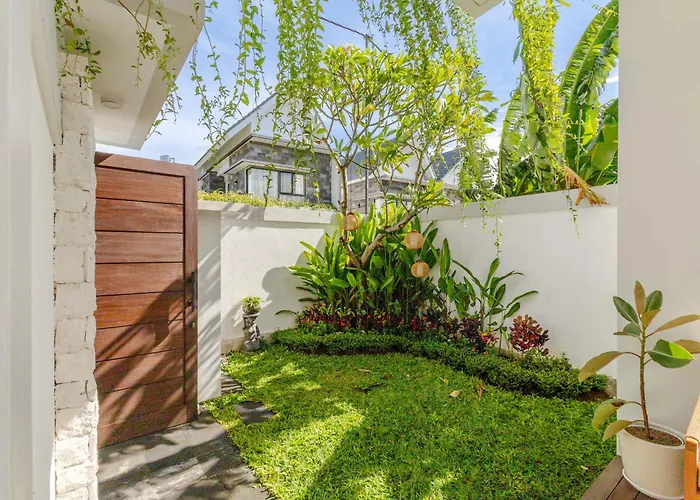 Marylise 3br With Private Pool In *